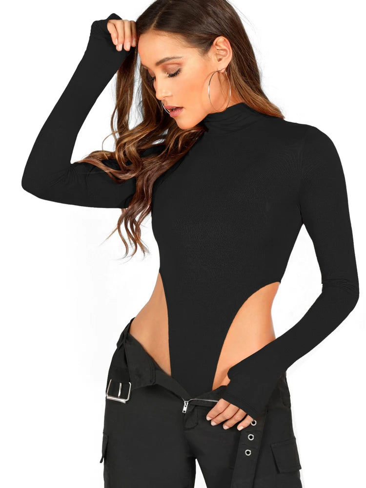 Body ajustado de cuello alto con corte alto
